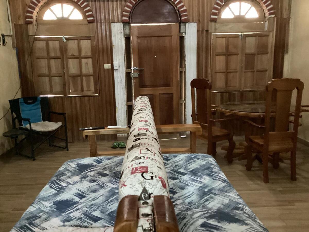 Exotic Flower Cabin2 Pool Agua Bendita Екстериор снимка