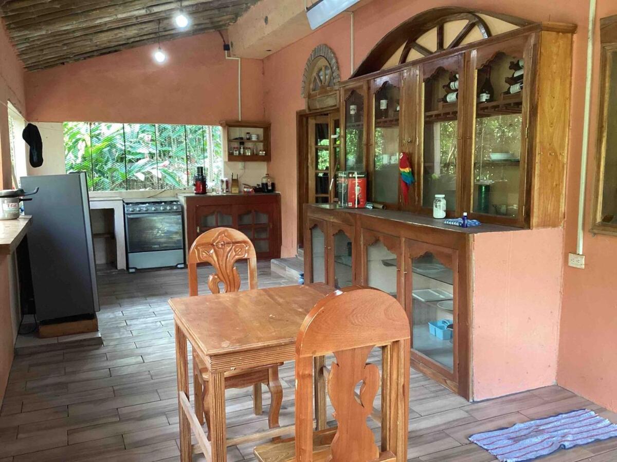 Exotic Flower Cabin2 Pool Agua Bendita Екстериор снимка