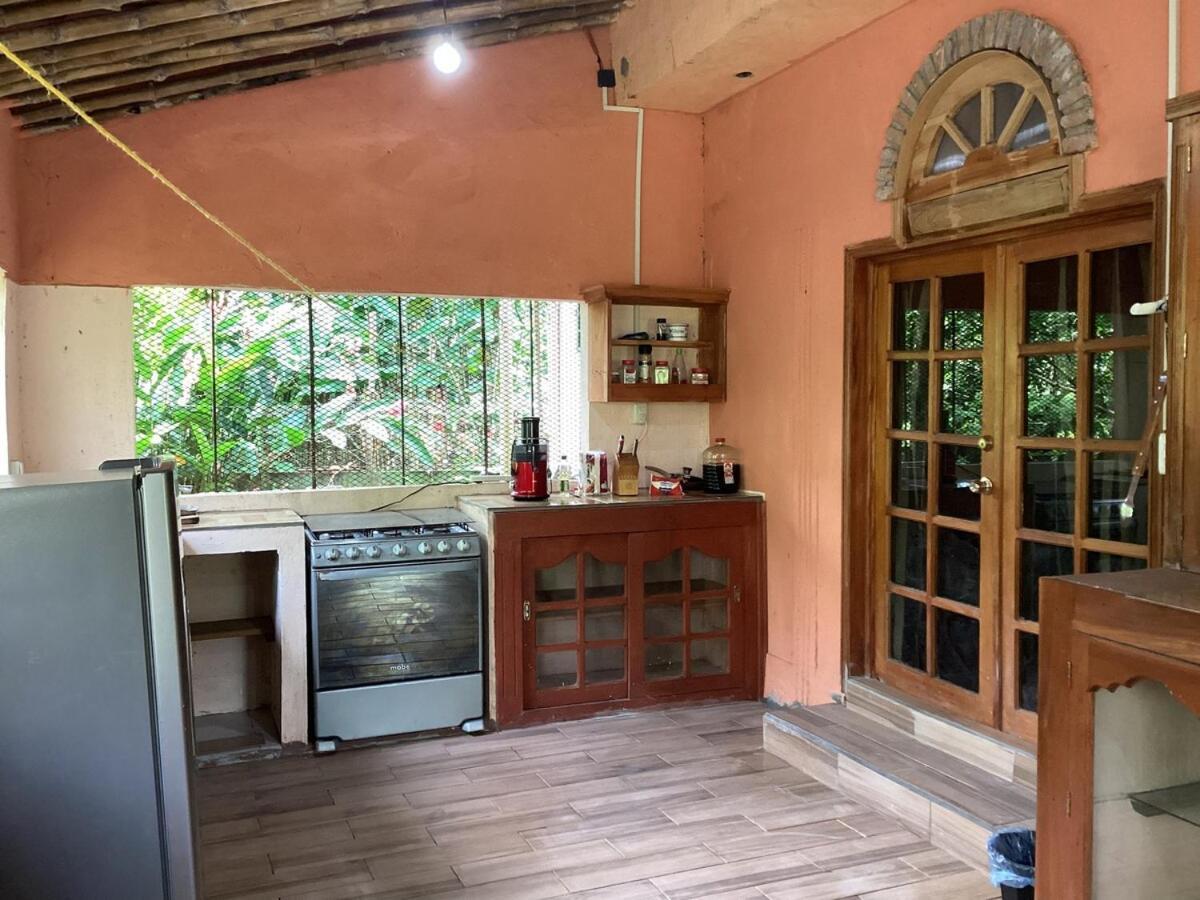 Exotic Flower Cabin2 Pool Agua Bendita Екстериор снимка